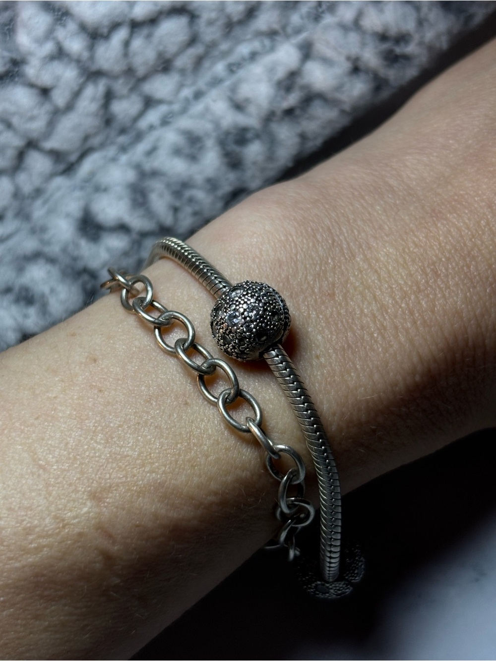 Pandora Retired Cosmic Star Clips Pair